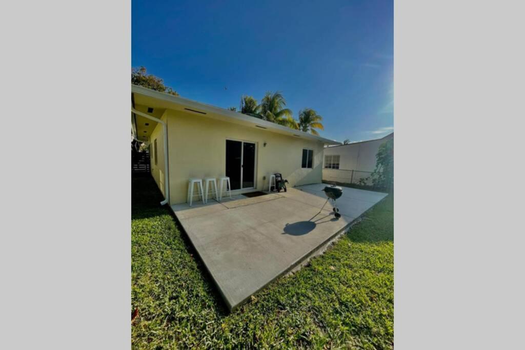 Villa New House On The Block Near Miami Airport. Esterno foto