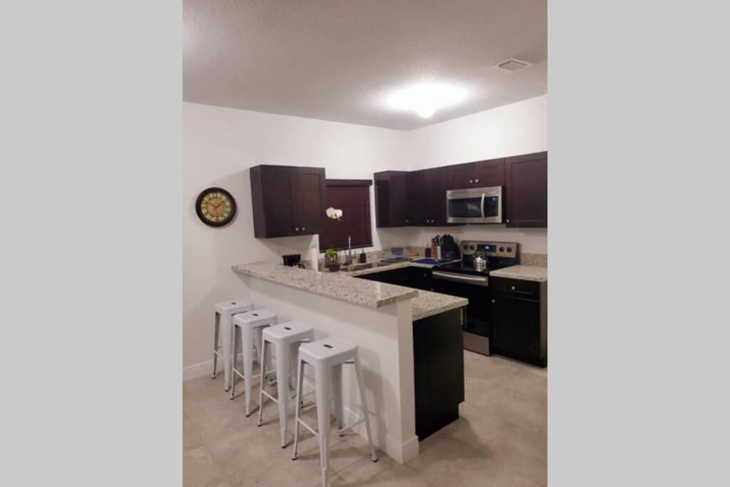 Villa New House On The Block Near Miami Airport. Esterno foto